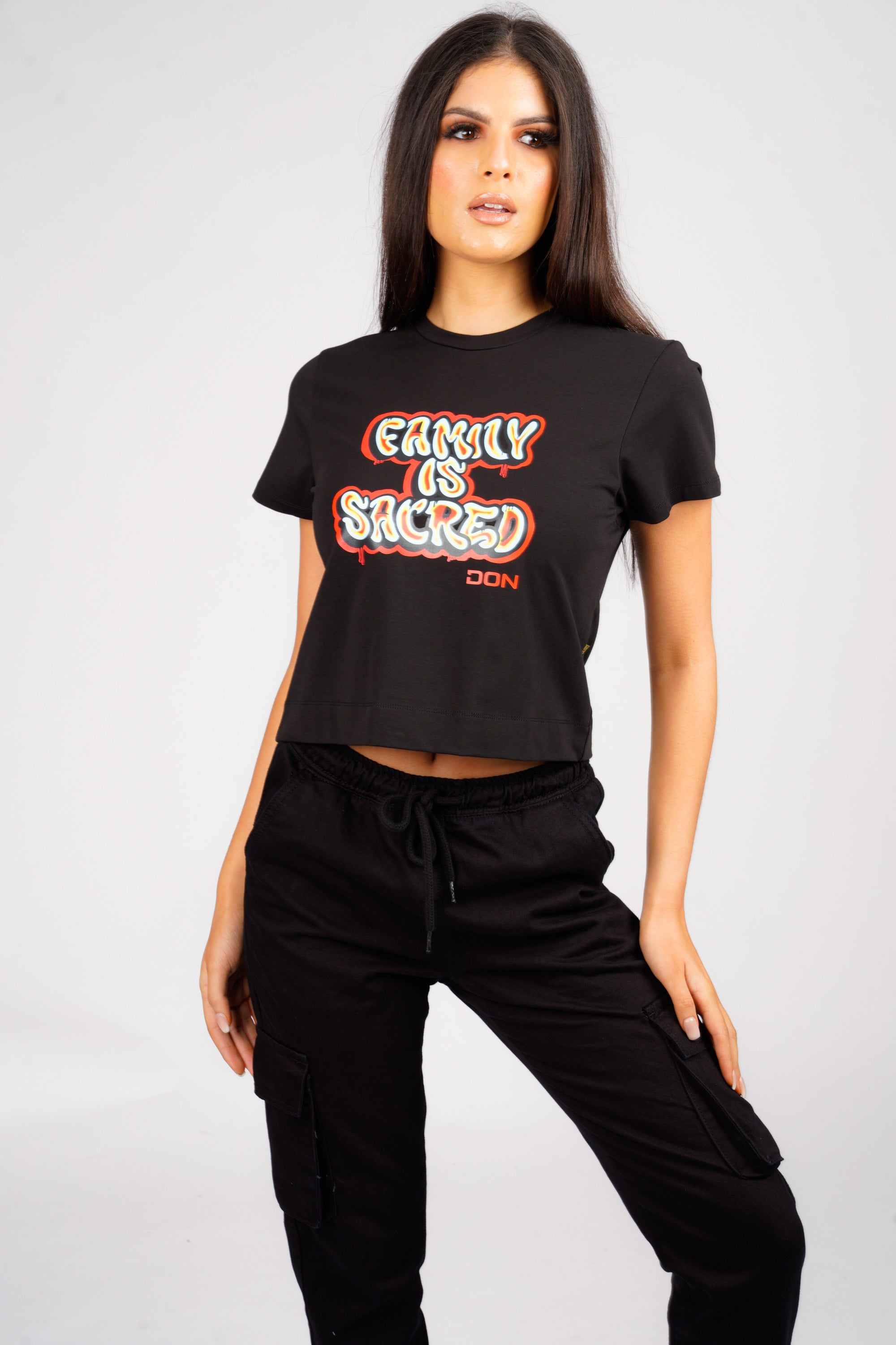 DON FAMILY IS SACRED BLACK CROPPED T-SHIRT