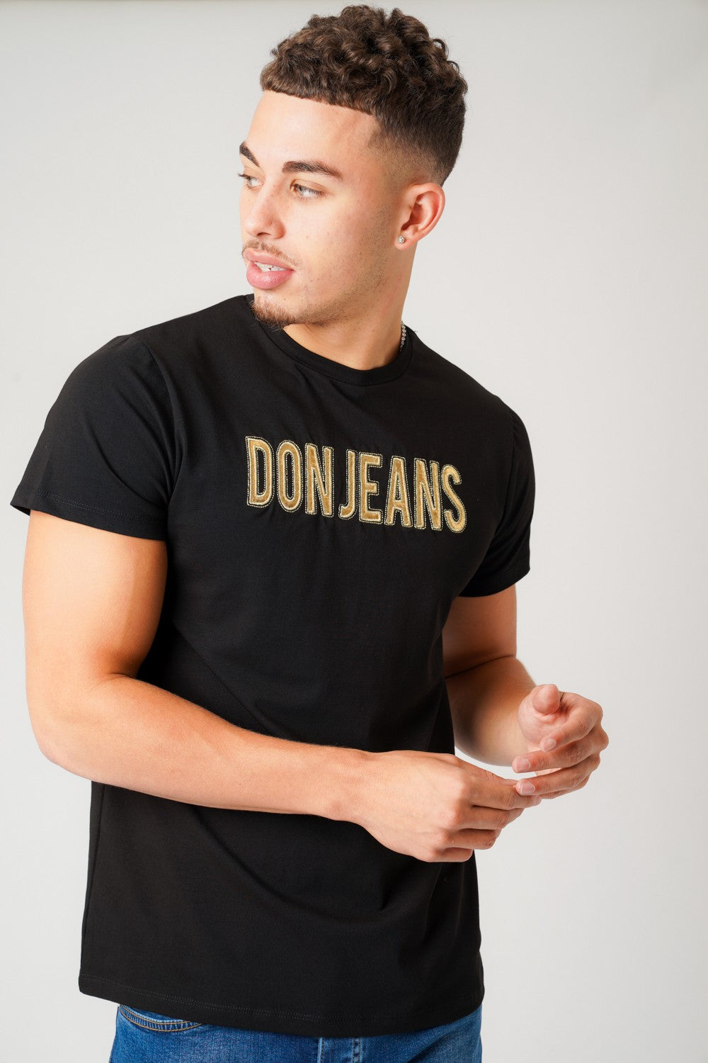 GOLD STITCH BLACK T-SHIRT