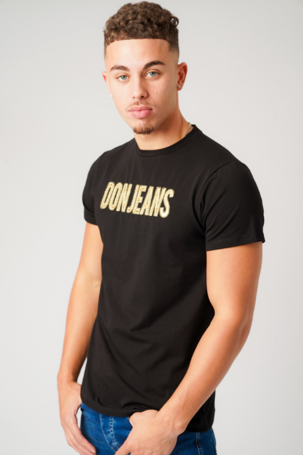 GOLD STITCH BLACK T-SHIRT